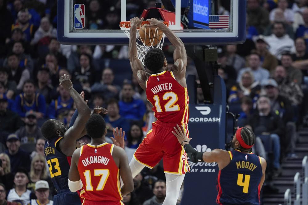 更让解说员 更让解说员