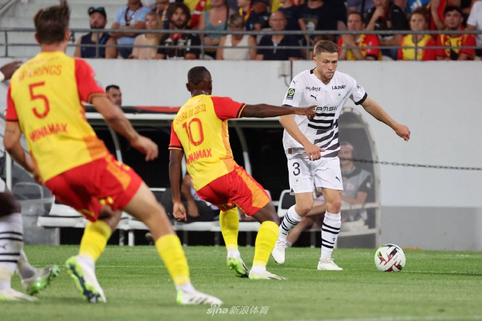 连续三分背 连续三分背